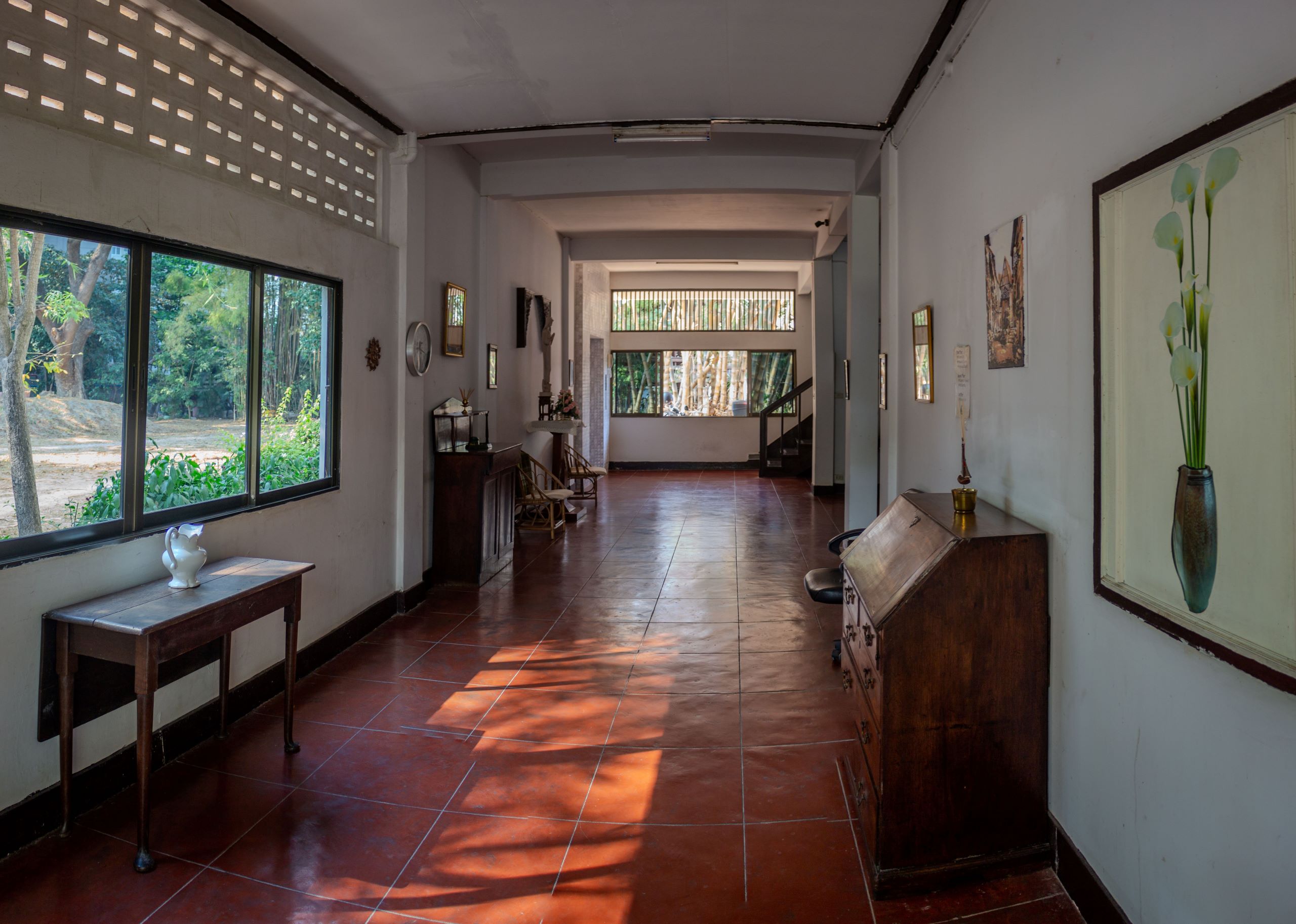 Ignatius Residence Interior, The Seven Fountains